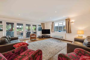 Photo 19- click for photo gallery